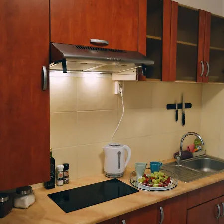 Family One Bedroom With Park View, Up To 4 Guests, Self Check-in Riga